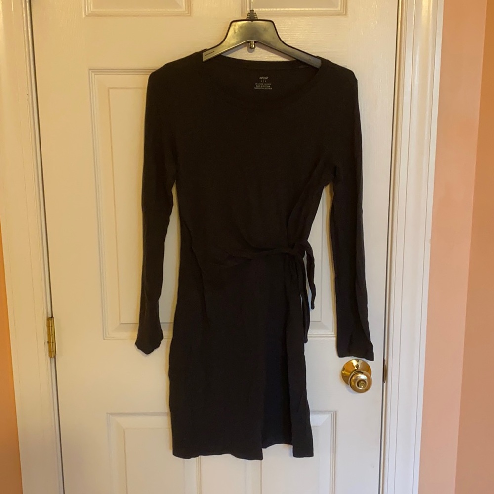 Aerie cinch waist black long sleeve dress